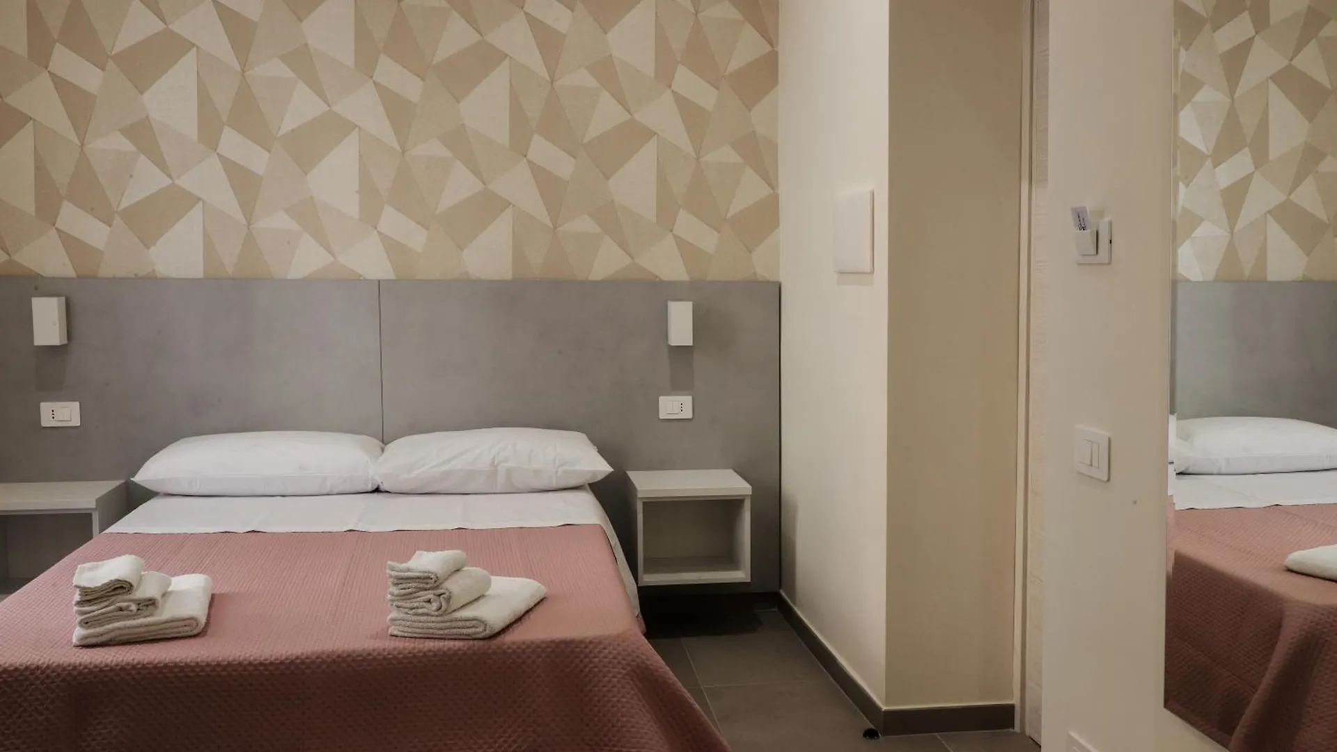 Dimora Savoia Bed & Breakfast Naples