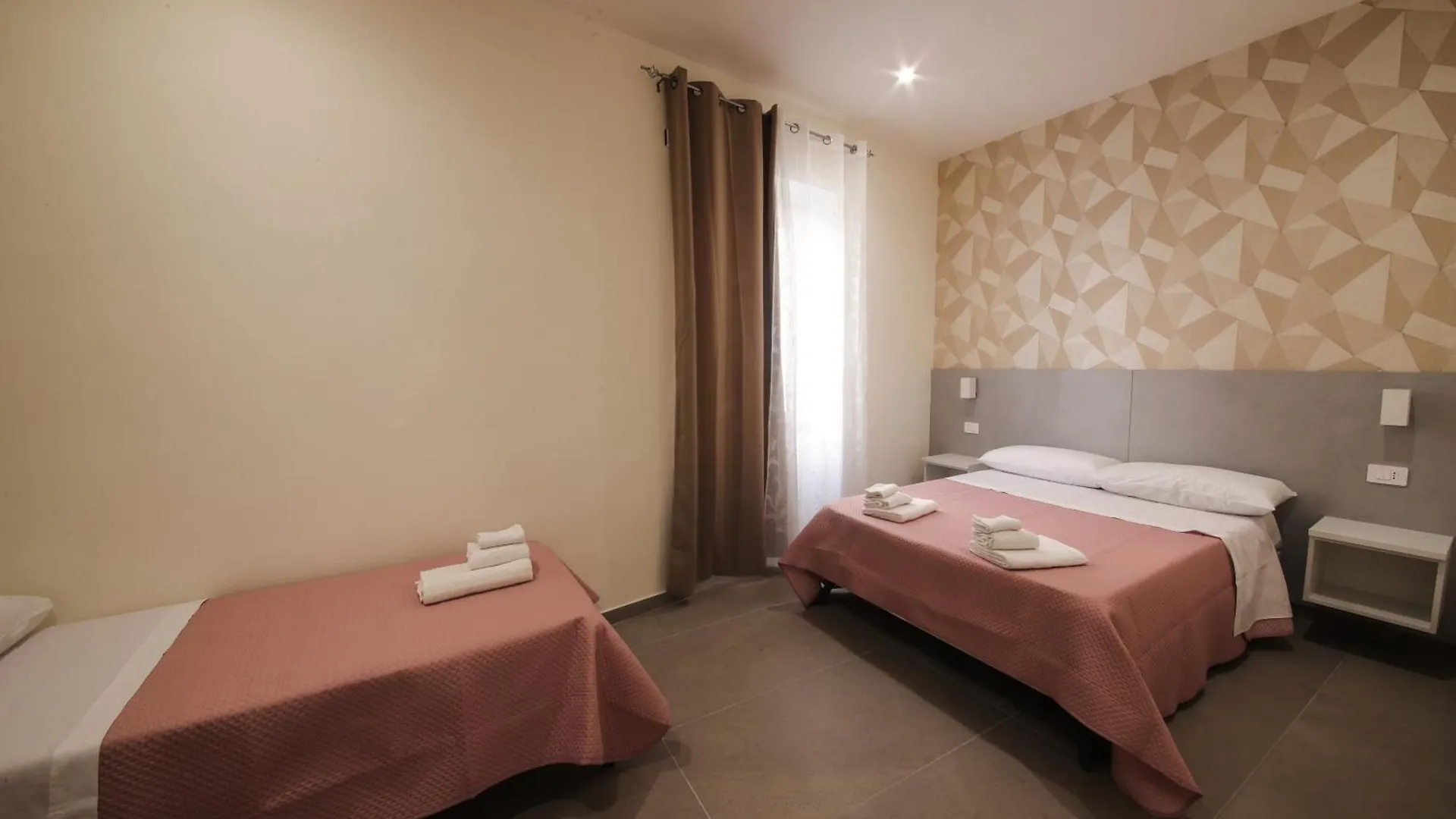 Dimora Savoia Bed & Breakfast Naples Italy