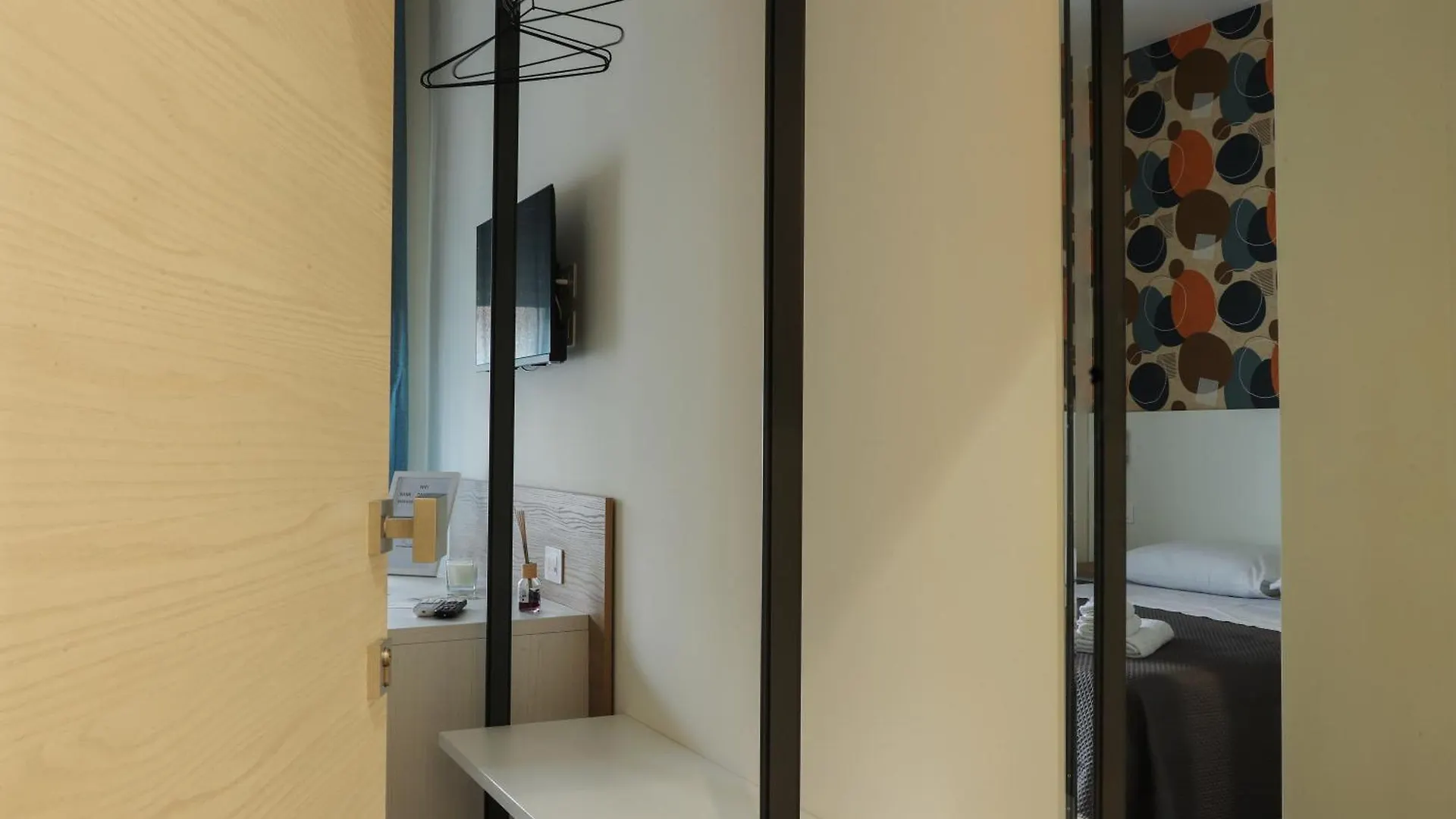 Dimora Savoia Bed & Breakfast Naples
