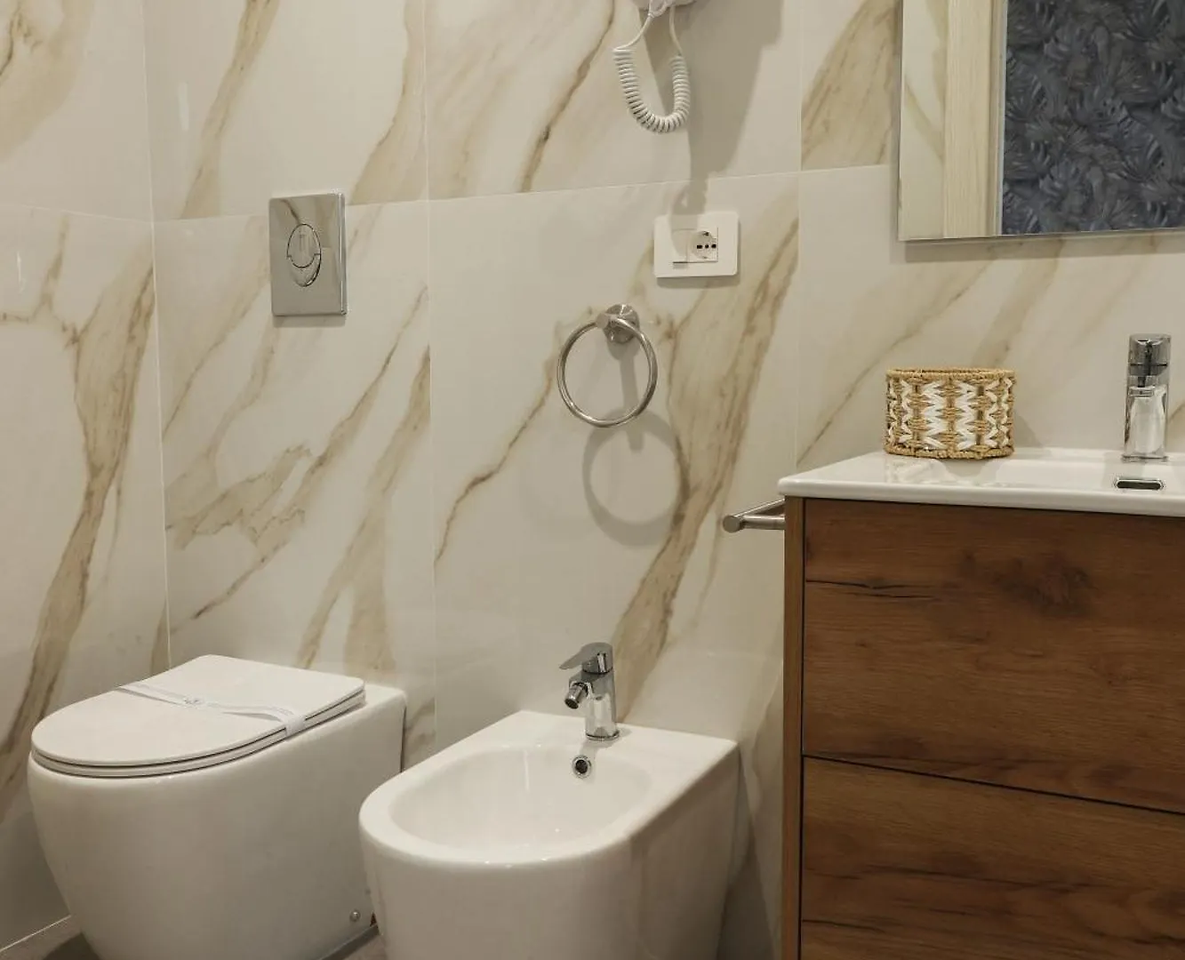 Dimora Savoia Bed & Breakfast Naples