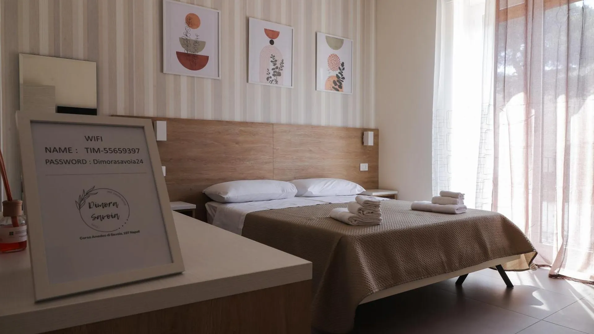 Dimora Savoia Bed & Breakfast Naples